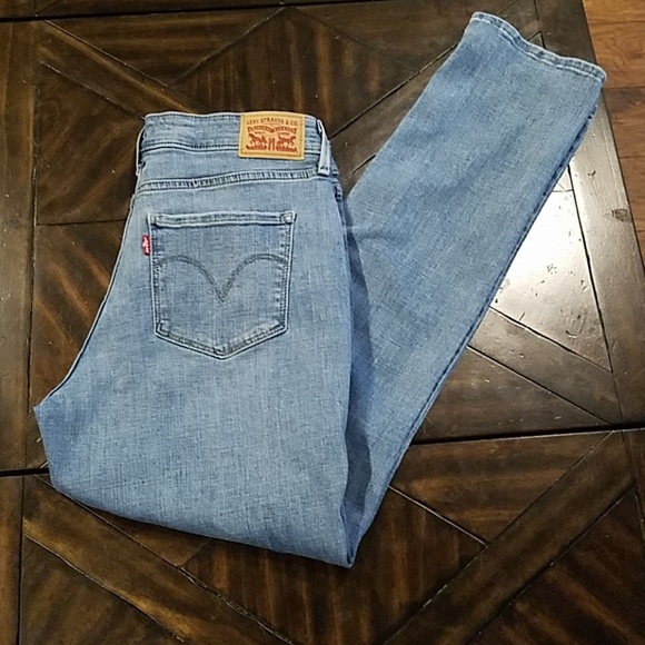 size 12 in levis jeans